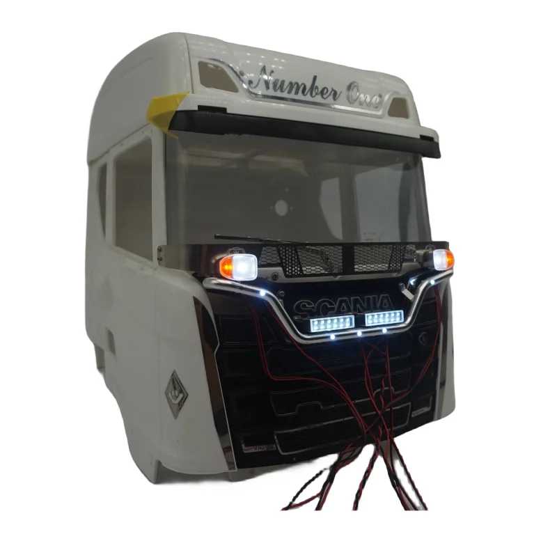 Tamiya 1/14 RC 트럭 Scania 770s Actros Volvo 1/14 RC 트랙터 트레일러 DIY 부품 용 CNC 프론트 메쉬 LED 라이트 램프