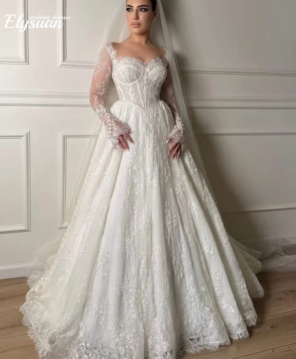 

Индивидуальные Элегантные Роскошные Свадебные Платья с V-образным вырезом, Длинными Рукавами, Кружевной Вышивкой, Корсетом, А-силуэтом, Плиссированные, Длиной в Пол, Расшитые Бисером