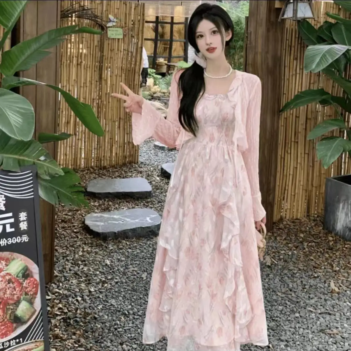 

Dress Skirt Lace Slimming Elegant Long Skirt French Waist-Cinching Floral Summer Retro Niche Long Sweet Dress two-piece set