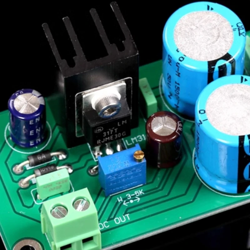 Module d'alimentation régulé FMEX 502 LM317 pour les besoins d'alimentation en tension stable