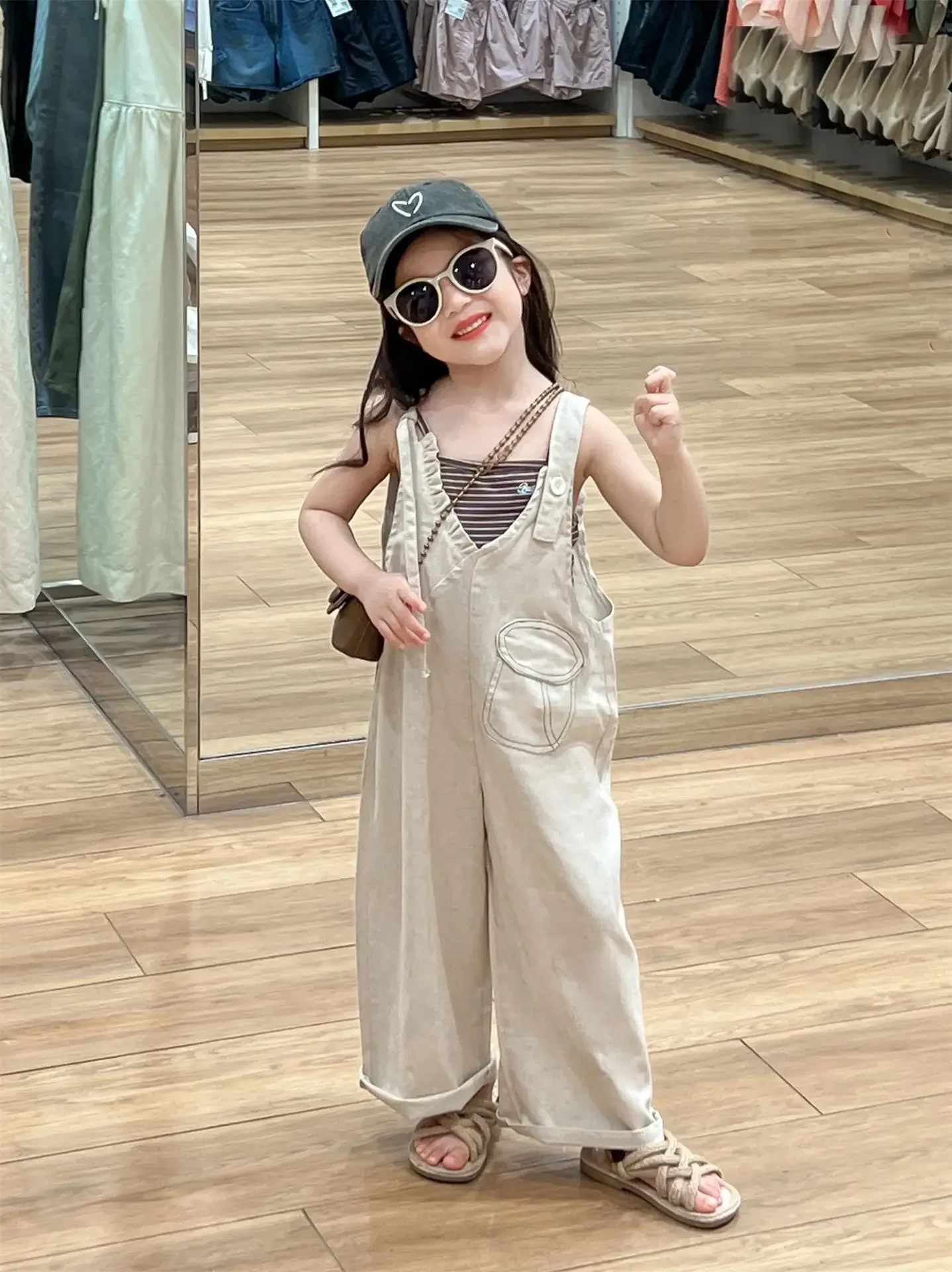 Kids Pants Summer Korean Childrens Clothing New Girls Sling Loose Soild Jumpsuit Camisole Pants Stripe Vest 2024 Loose