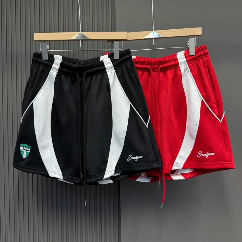 

Splice Color Mesh Breathe Embroidery Badge Basketball Shorts Men Women Black Red Loose Quick Dry Shortpants