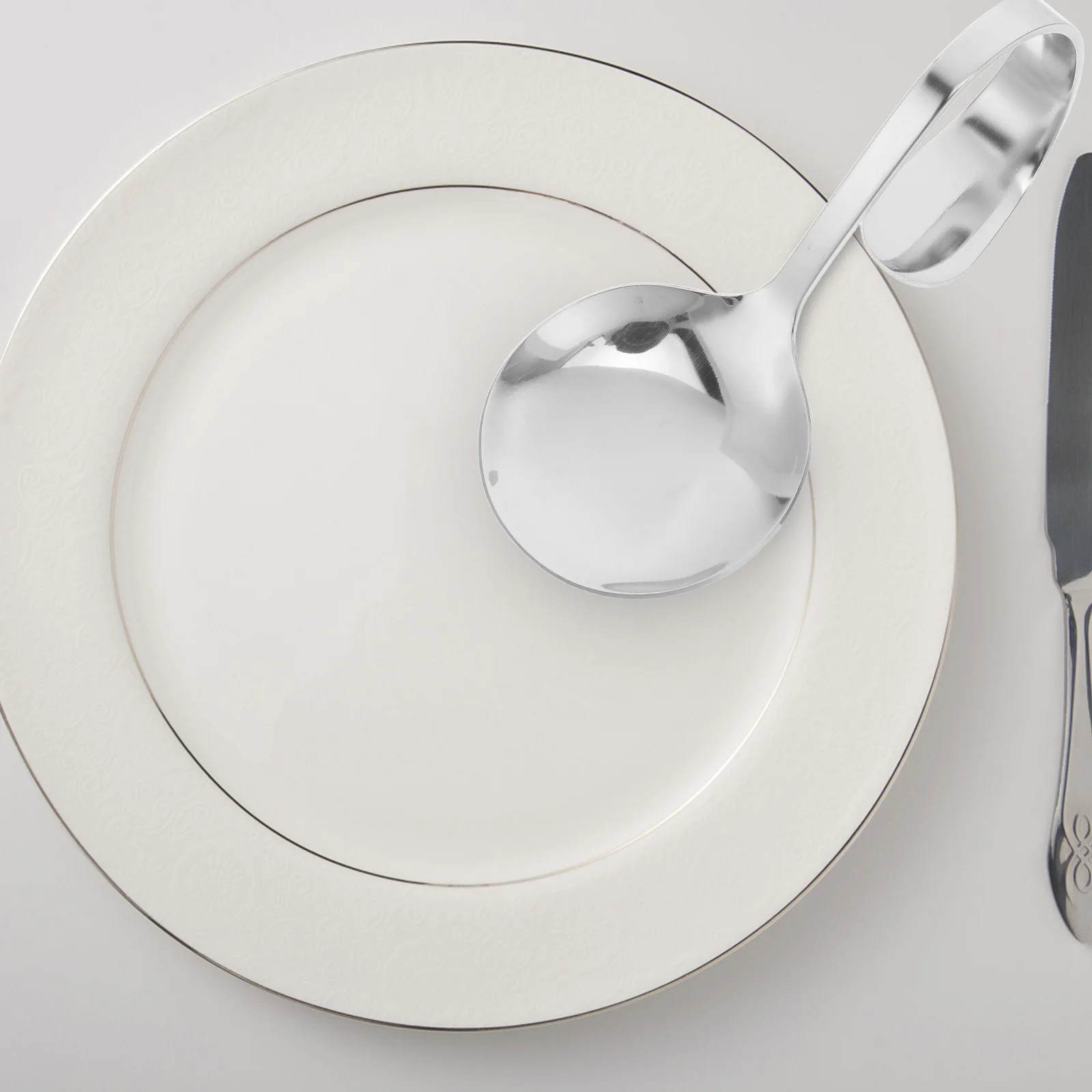 

4pcs Stainless Steel Curved Handle Spoons Western Food Salad Scoops Party Supply Home Kitchen Dessert Serving Utensils Rustproof