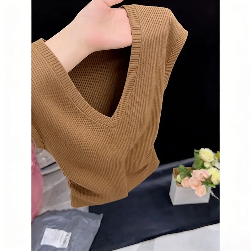 Retro Commuter Style Knitted Top Women's Summer New V-neck Casual Age-defying Color Short Sleeve T-shirt