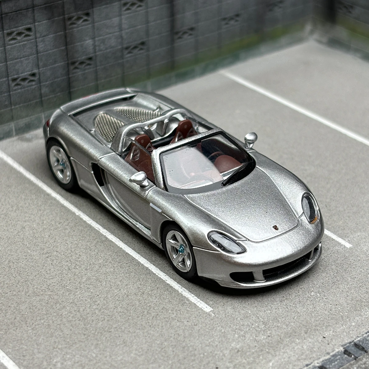 FM 1:64 Scale Diecast Alloy Porsche Carrera GT Convertible Edition Toys Cars Model Classics Adult Gifts Souvenir Static Display