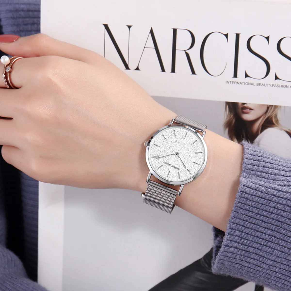 Women Watches New Flash Stars Stainless Steel Rose Gold Mesh Unique Simple Casual Quartz Waterproof Wristwatches Clock Hot Sale