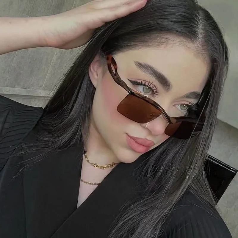 

Квадратные маленькие безрамочные женские солнцезащитные очки, элитные модные очки для вечеринок, пластиковые модные ретро леопардовые солнцезащитные очки, новые оттенки