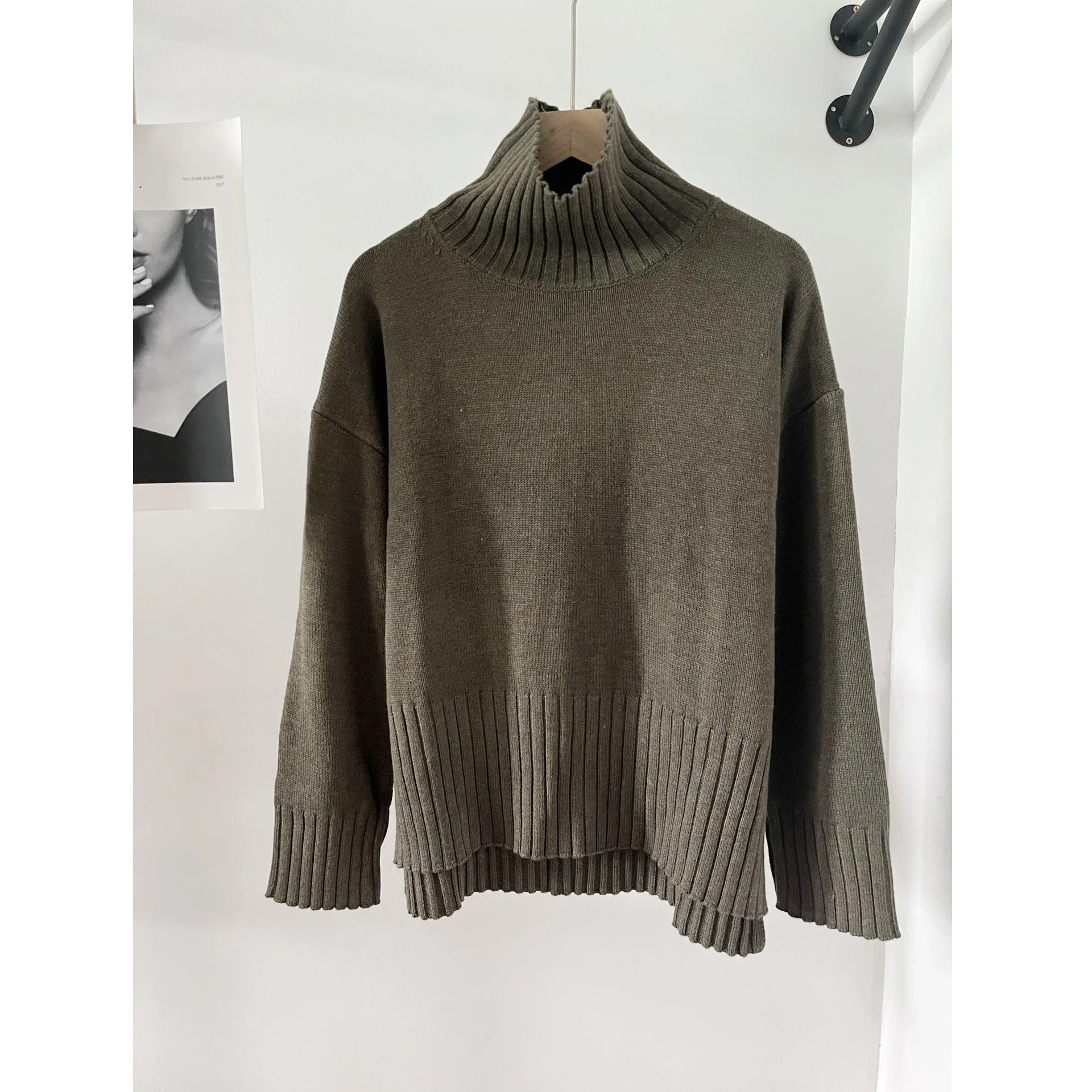 

Autumn and winter new minimalist lazy style loose soft waxy turtleneck khaki green jumper knitted sweater women