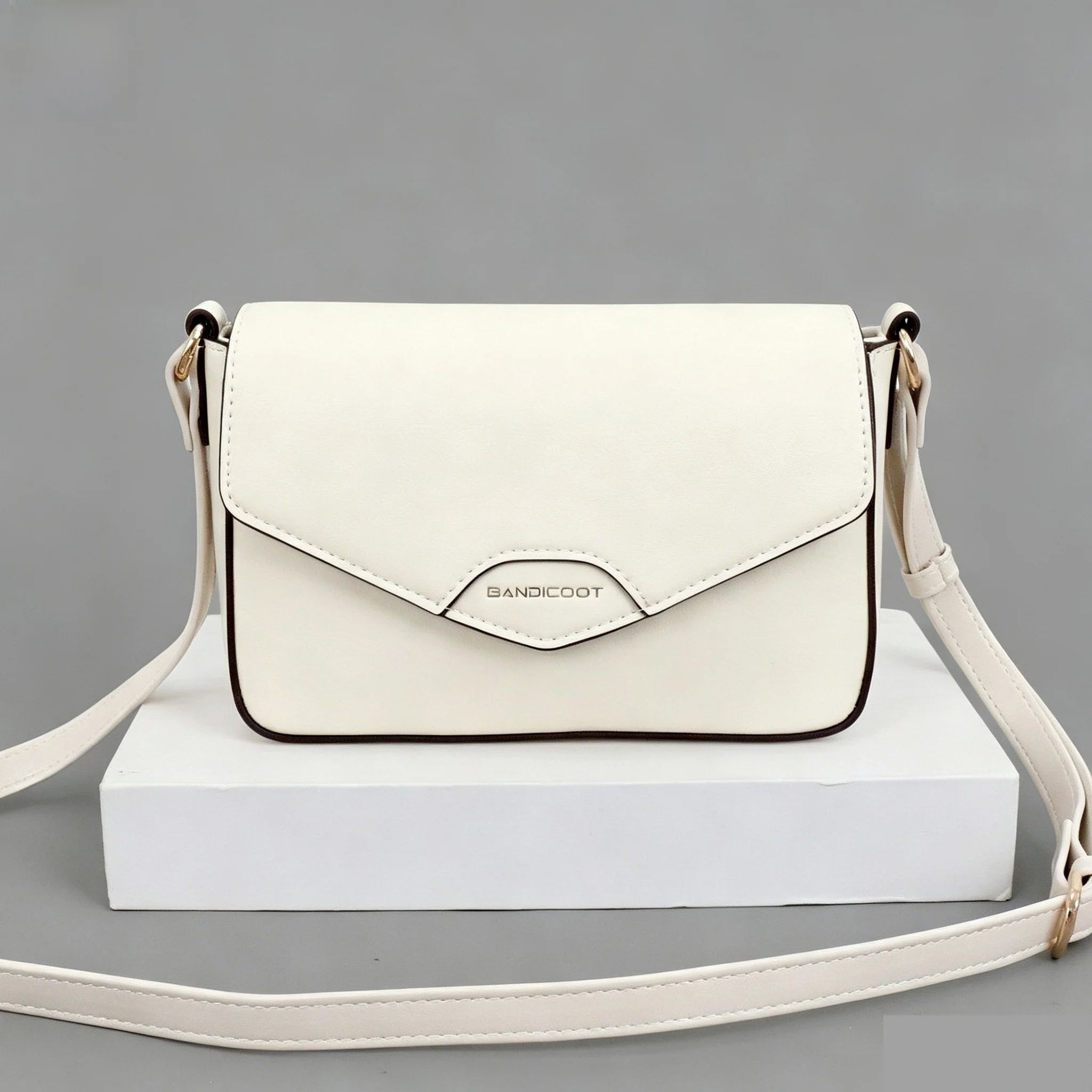 kangaroo-women's-crossbody-bag-2026-new-korean-style-versatile-mobile-phone-bag-single-shoulder-small-square-bag-minimalist-p