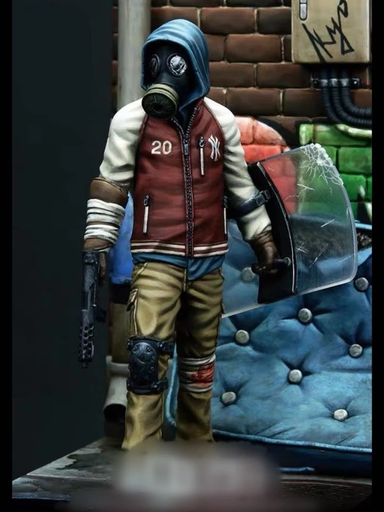 

Масштаб 1/24, фигурка из смолы, вооруженная взрывозащищенная персональная сборка, комплект модели, разобранная и неокрашенная игрушка для 3D-печати