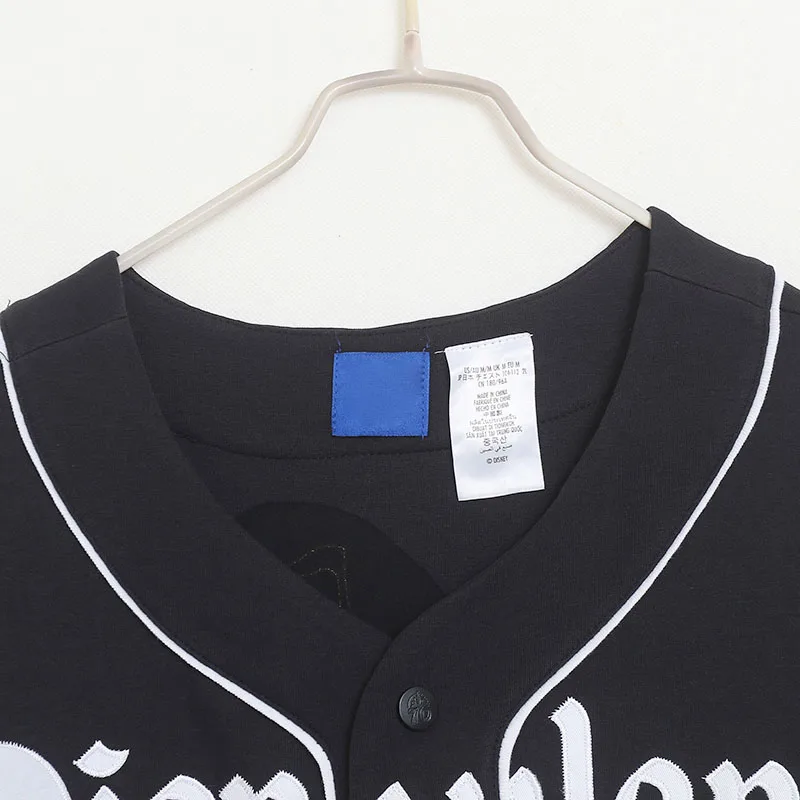 ديزني 70th الذكرى التطريز تي شيرت ديزني لاند عادية فضفاض القطن جيرسي البيسبول التي شيرت المرأة الكرتون المحملة للجنسين