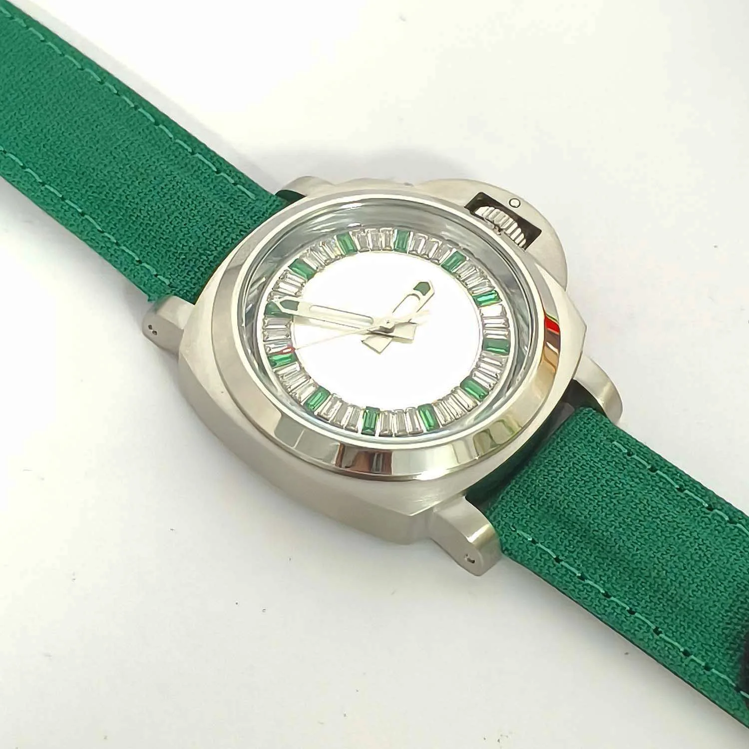 شعار مخصص ساعة فاخرة 40 مللي متر حافظة من الفولاذ المقاوم للصدأ مرآة معدنية قذيفة الطلب غير الفلورسنت شفافة أسفل حركة NH35