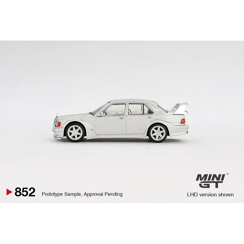 PreSale MINIGT 852 1:64 190E 2.5-16 Evolution II Silver Diecast Diorama Model Collection Miniature Toys