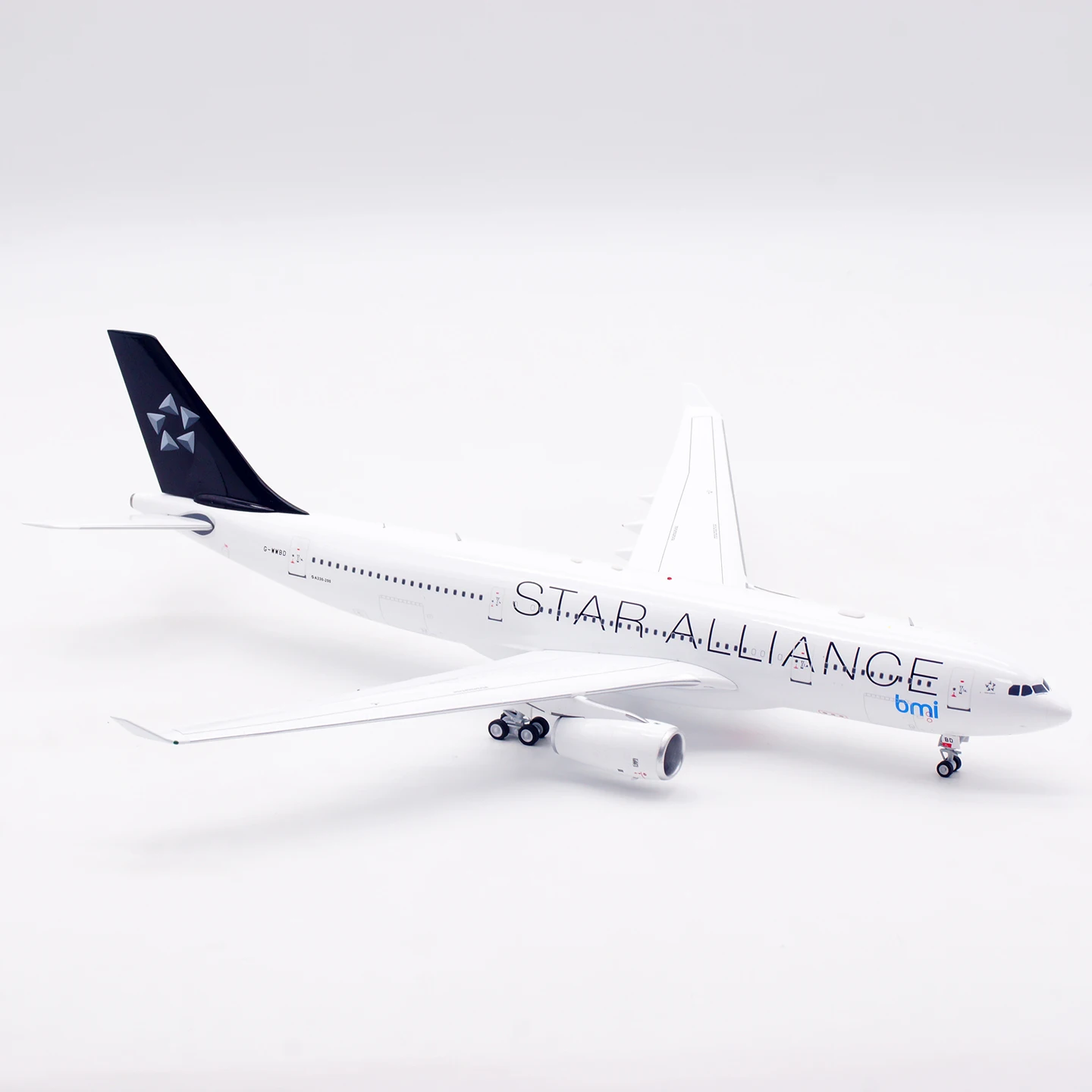 

IF332BMWBD Alloy Collectible Plane Gift INFLIGHT 1:200 BMI British Midland Airbus A330-200 Diecast Aircraft Jet Model G-WWBD