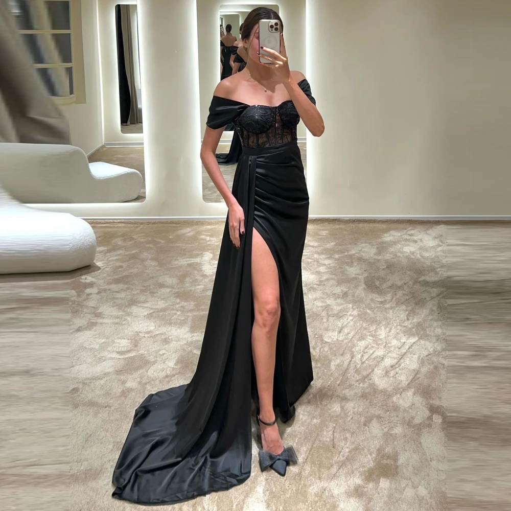 

Qcenkern Off Shoulder Evening Formal Saudi Arabia Satin Pleated Black Elegant Party Dresses Gowns Women Robes de Soirée 2023