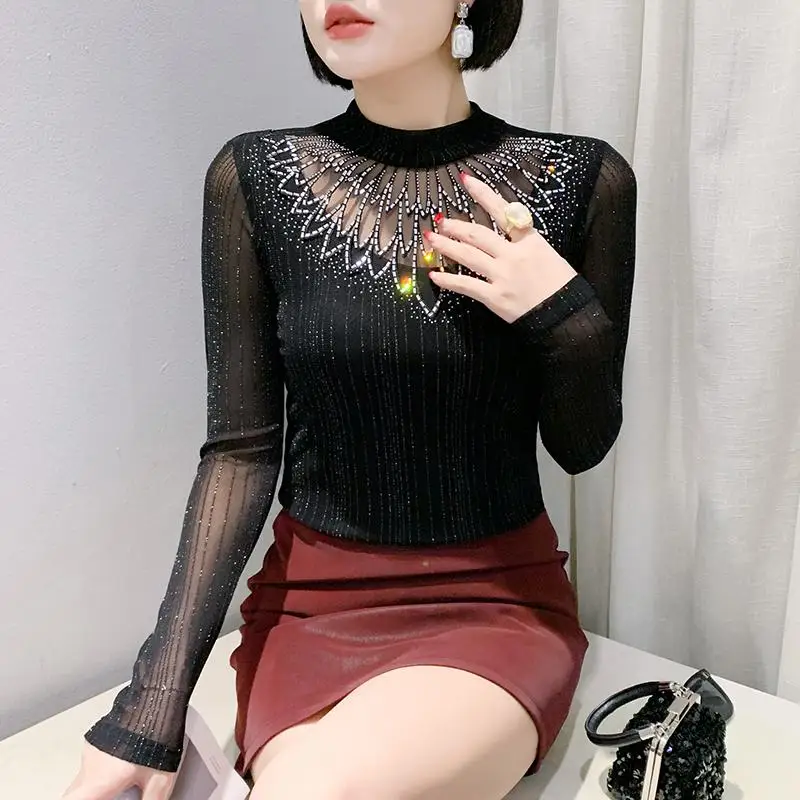 

Женская модная футболка с вырезами и стразами, длинный рукав, сексуальный корейский стиль, для повседневной носки, креативный дизайн...