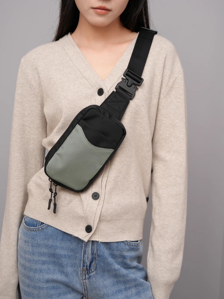 ultra-light-fashion-crossbody-bag-men's-sports-waist-pack-casual-shoulder-bag-nylon-material-zipper-pocket-leisure-scene