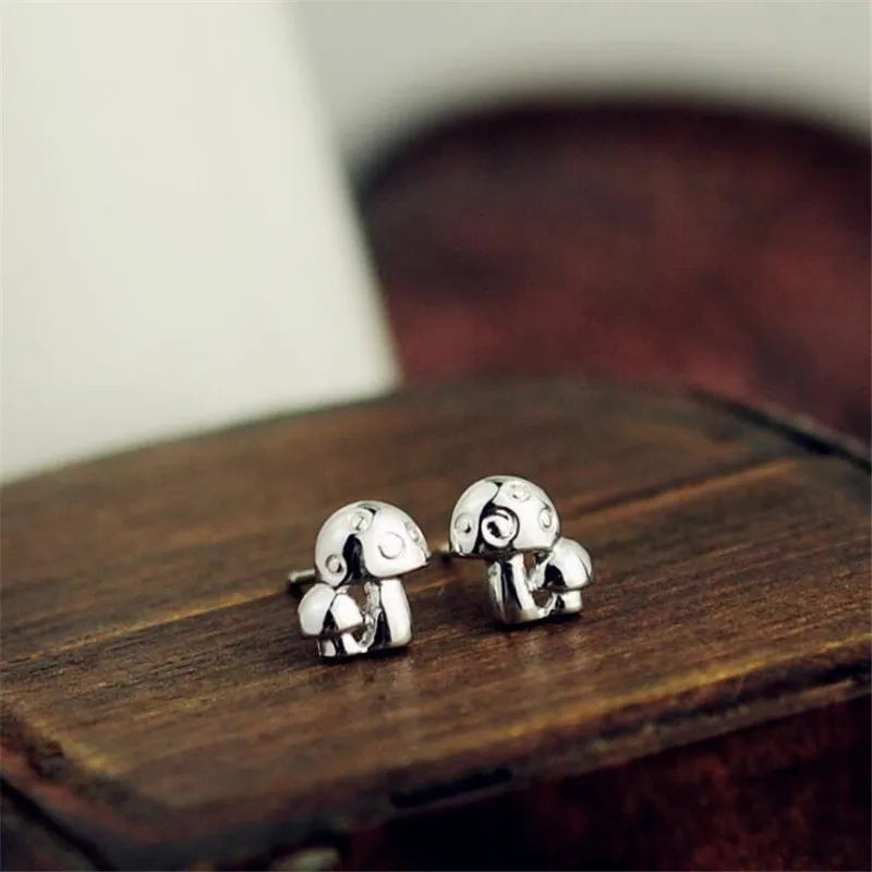 Nowa moda Biżuteria Śliczne Popularne Proste Wykwintne 925 Sterling Silver Podwójne Grzyby Antyalergiczne Klasyczne Kolczyki Sztyfty E103