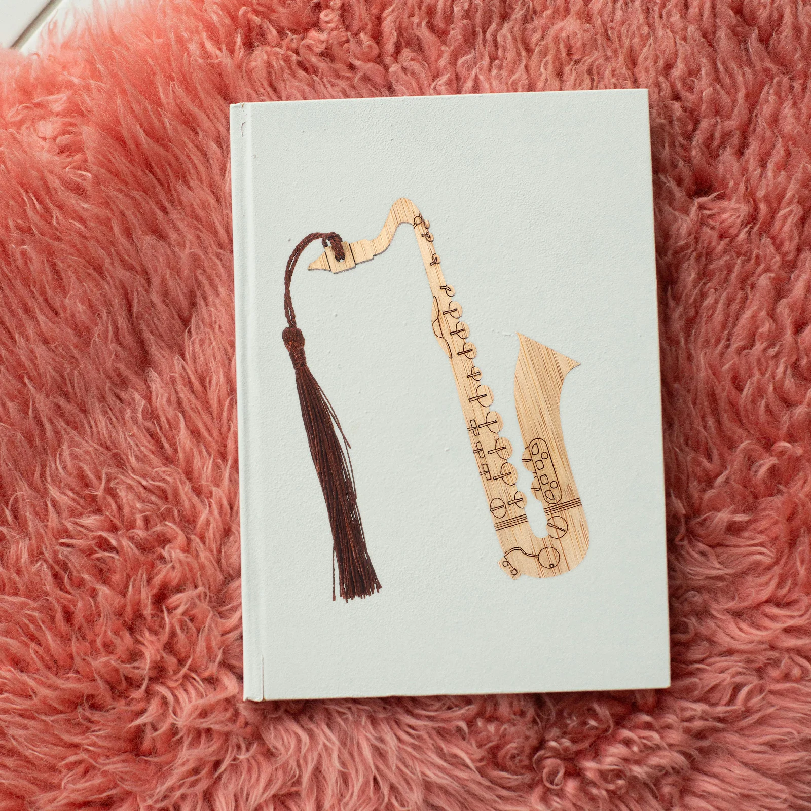 4 قطعة الساكسفون شكل الخيزران الإشارات المرجعية رقيقة خفيفة الوزن شرابة صفحة علامات الزخرفية قراءة كتاب الهدايا للطلاب البالغين