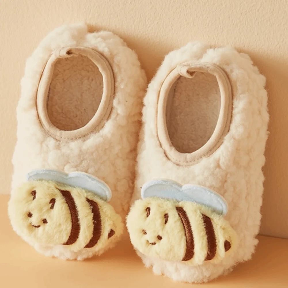 

A Pair Boys Girl Winter Warm Slippers Soft Anti-slip Sole Toddler Sock Shoes Comfortable Shoes Indoor Home