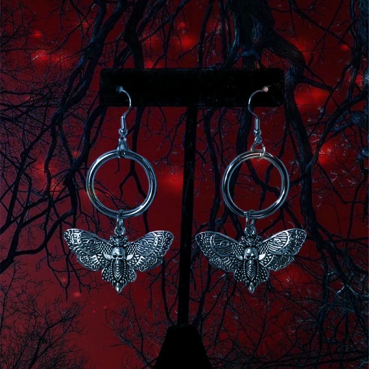 Circle Moth Earring… - image