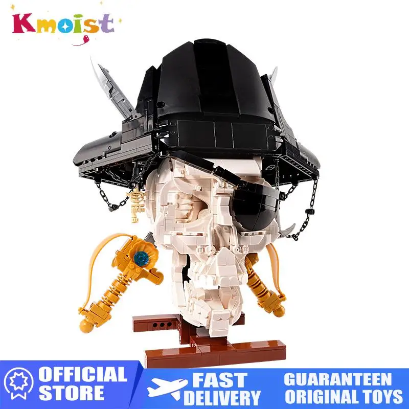 Gothic Pirate Skull Bricks Set for Adults Horror Skeleton Head Model with Display Base Building Block Sets for Home Table Decor
