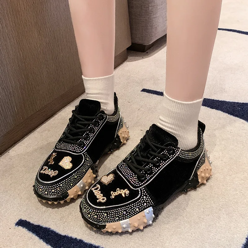 

2026 Women's Spring Sports Leisure Shoes Breathable Comfortable Versatile Outdoor Fashion Running Footwear