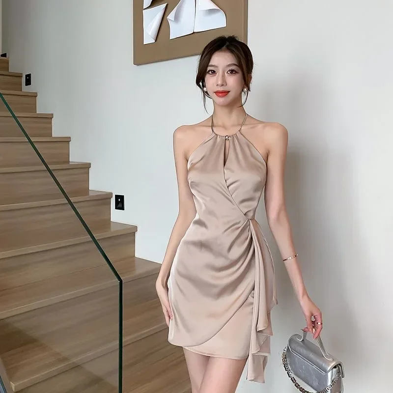 Halter No. 74 niche suspender dress slim fit 2024 high-end evening dress