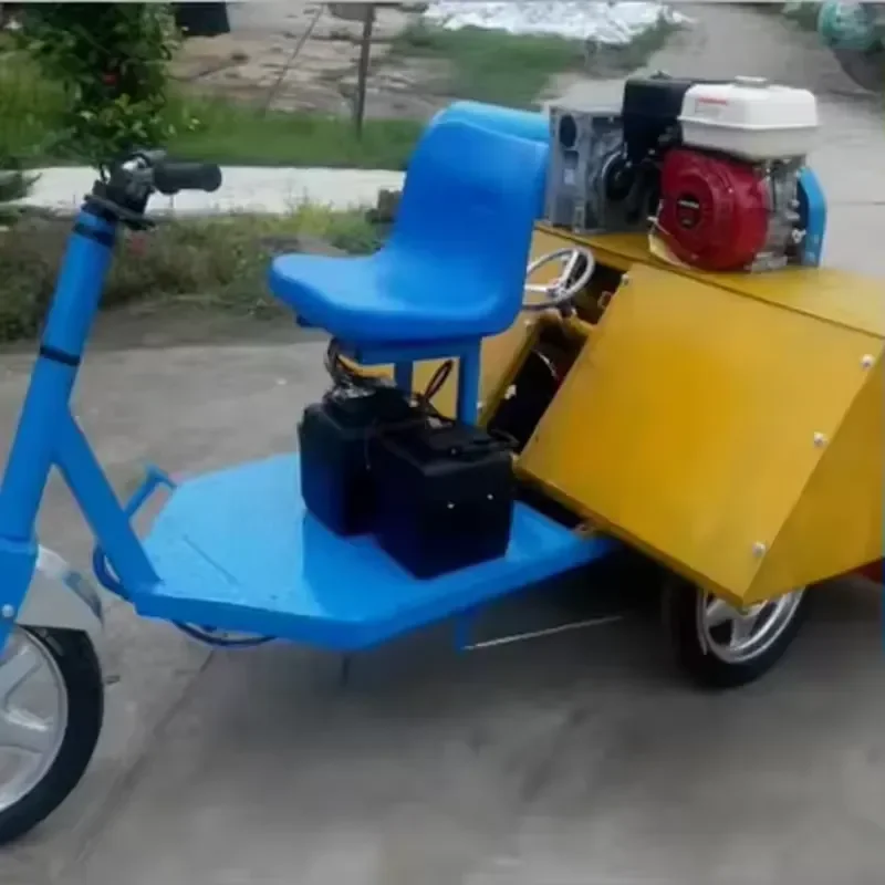 for Artificial Grass Sand Filling and Brushing Machine Driving Type Lawn Turf Infill Combing Equipment for Synthetic Turf