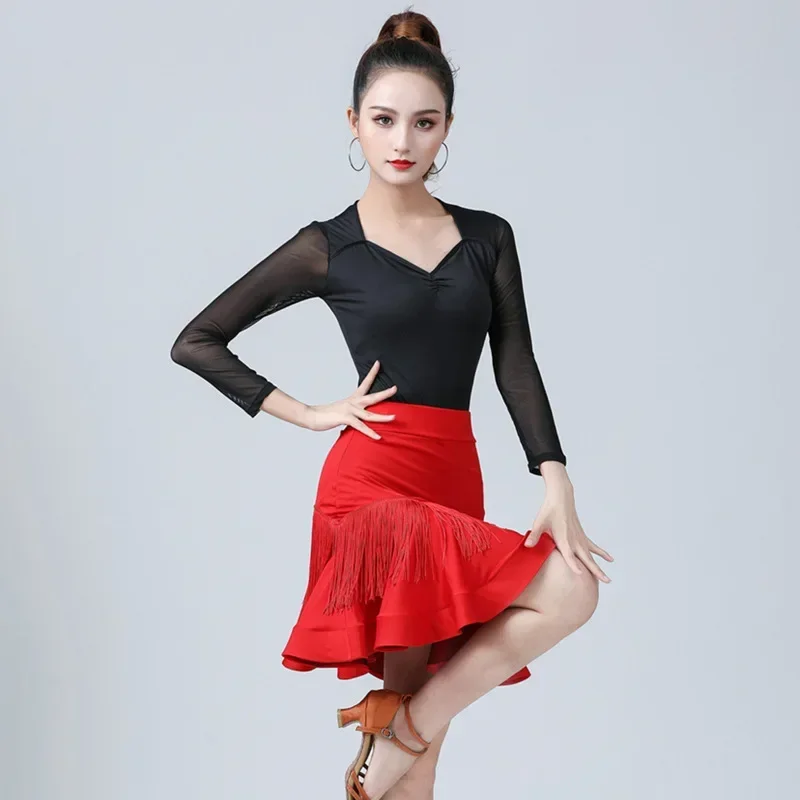 New 2025 Latin Dance Women's Short Skirt Senba Belly Modern Dance V-shaped Tassels Fishbone Skirt