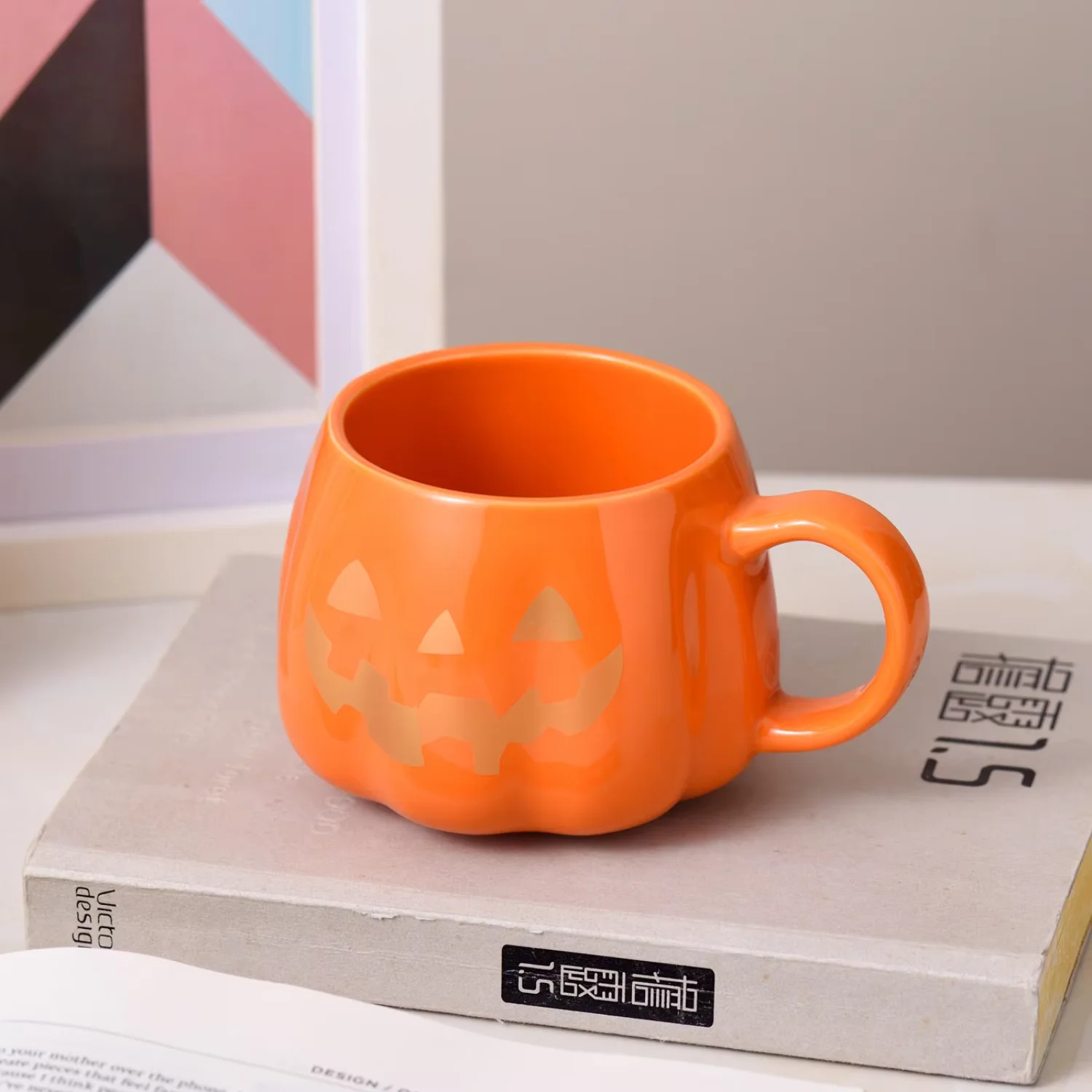 Taza de té de la leche con tema de calabaza de Happy Halloween, Taza de regalo creativa de cerámica negra y dorada con cara de calabaza para Halloween