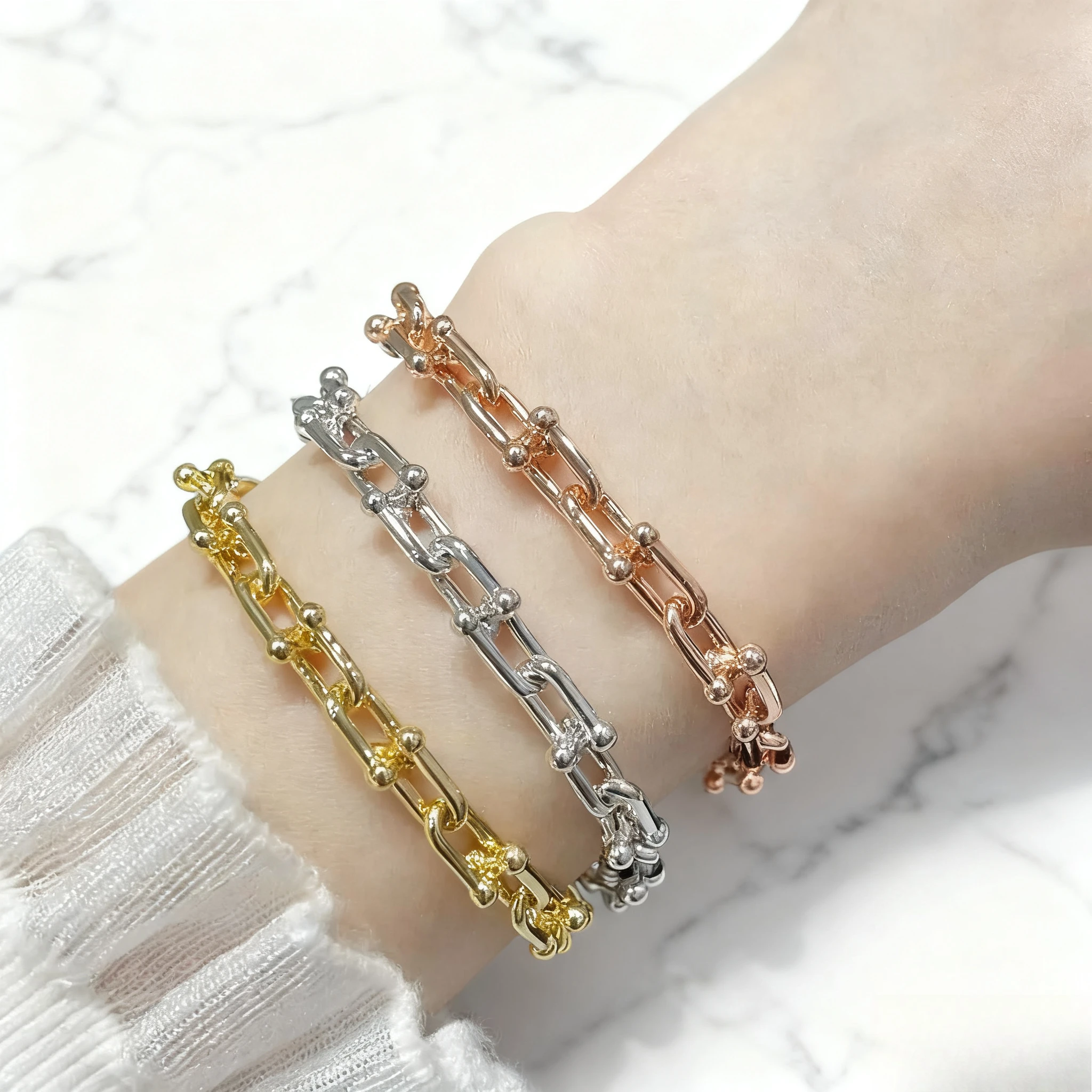 

2025 модные ювелирные изделия, роскошный ретро-стиль с копытами лошади, браслет для влюбленных, ювелирные изделия, классический модный подарок на день Святого Валентина, годовщину