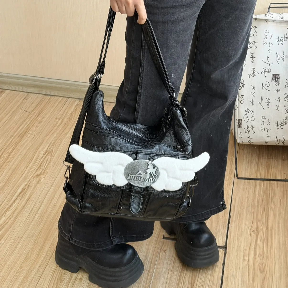 

Женская сумка через плечо с дизайном Cross-wing, сумка Y2k, черная, вместительная, на плечо