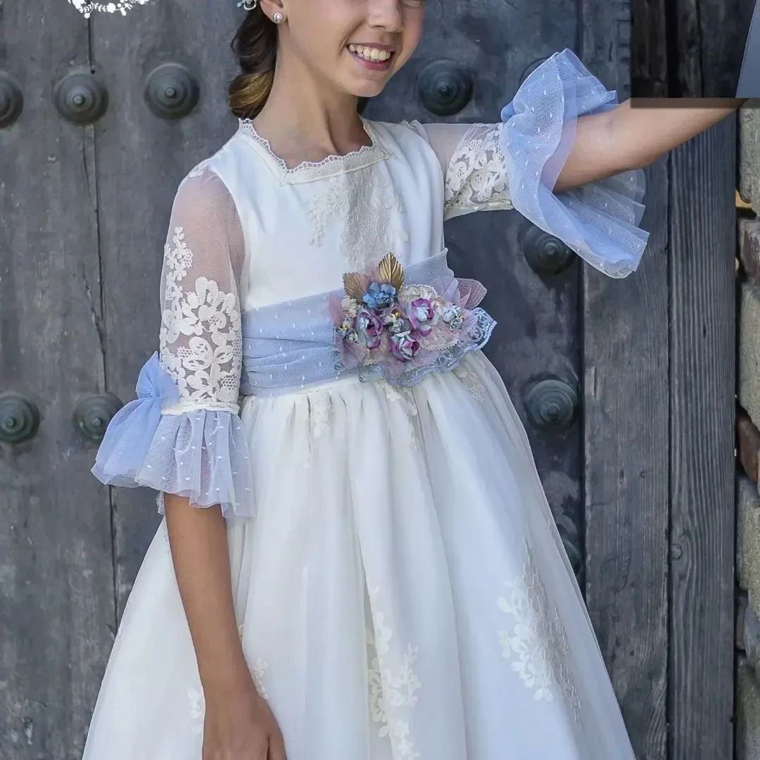 Vintage Empire เจ้าหญิงดอกไม้สาวชุดครึ่งแขนลูกไม้ยาวงานแต่งงานชุดวันเกิด Square First Communion Gown