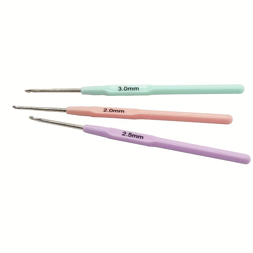 3-Piece Crochet Hook Plastic Handle Knitting Needle Suitable for Yarn DIY Crafts Exquisite Gifts for Women Knitting Tools