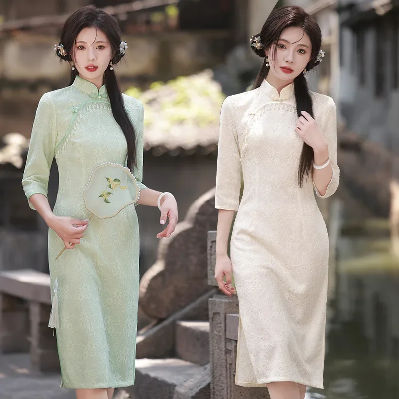 

Yourqipao Autumn Chenille Composite Long Cheongsam Retro Fashion Qipao Chinese Traditional Style Evening Dress for Women Party