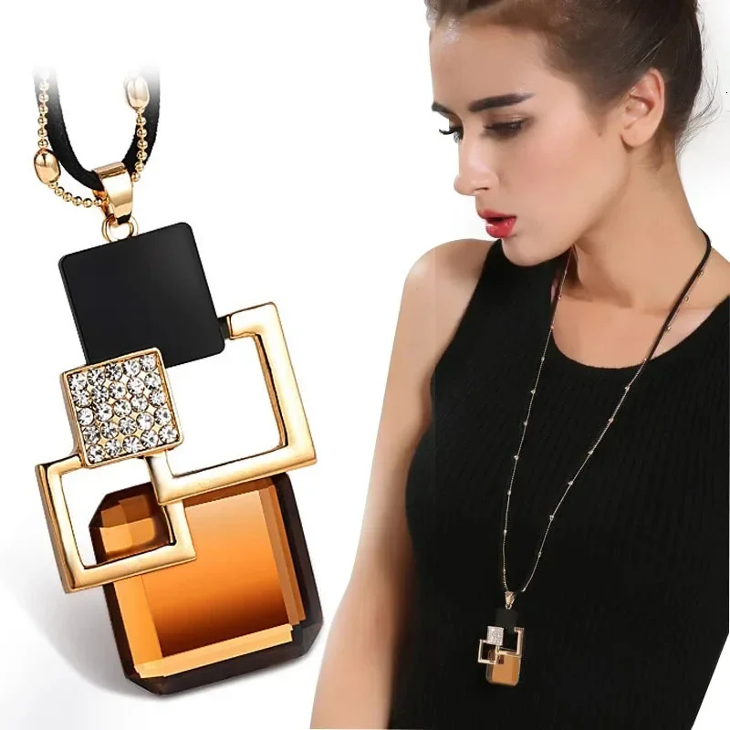 2024 Fashion Square Geometric Crystal Long Necklace Women Necklace Jewelry Black Chain Drops Maxi Necklaces Pendants