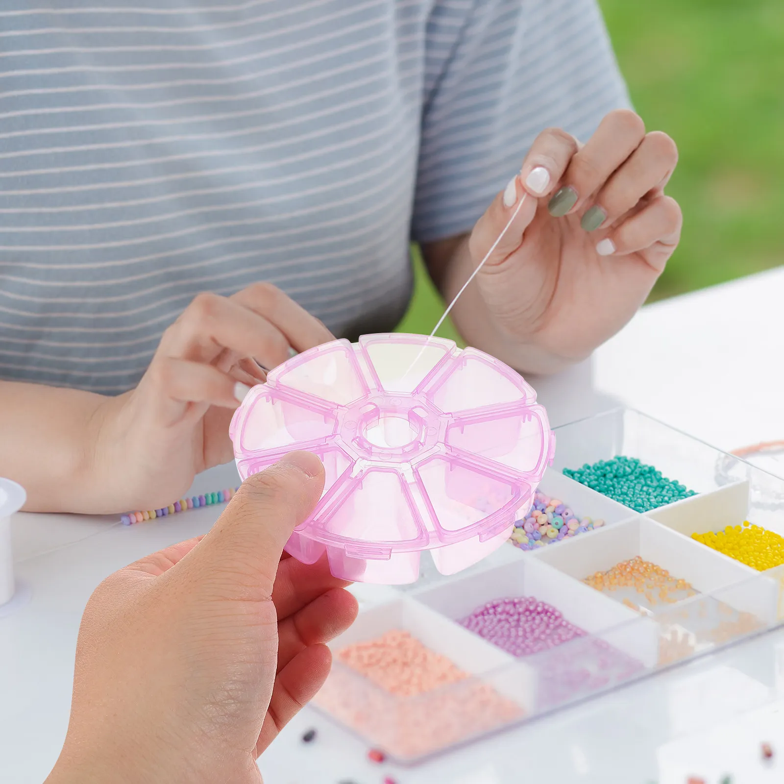 10Pcs Round Jewelry Storage Container Clear Organizer Box 8 Compartments Compact Plastic Case for Beads Earrings Rings