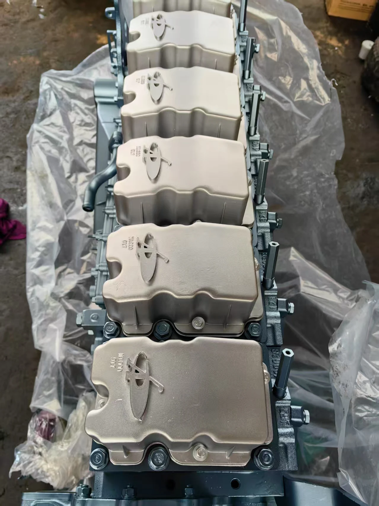Electric Yuchai Engine YC6M340-33 Used Diesel Generator Suitable for Mixing Trucks