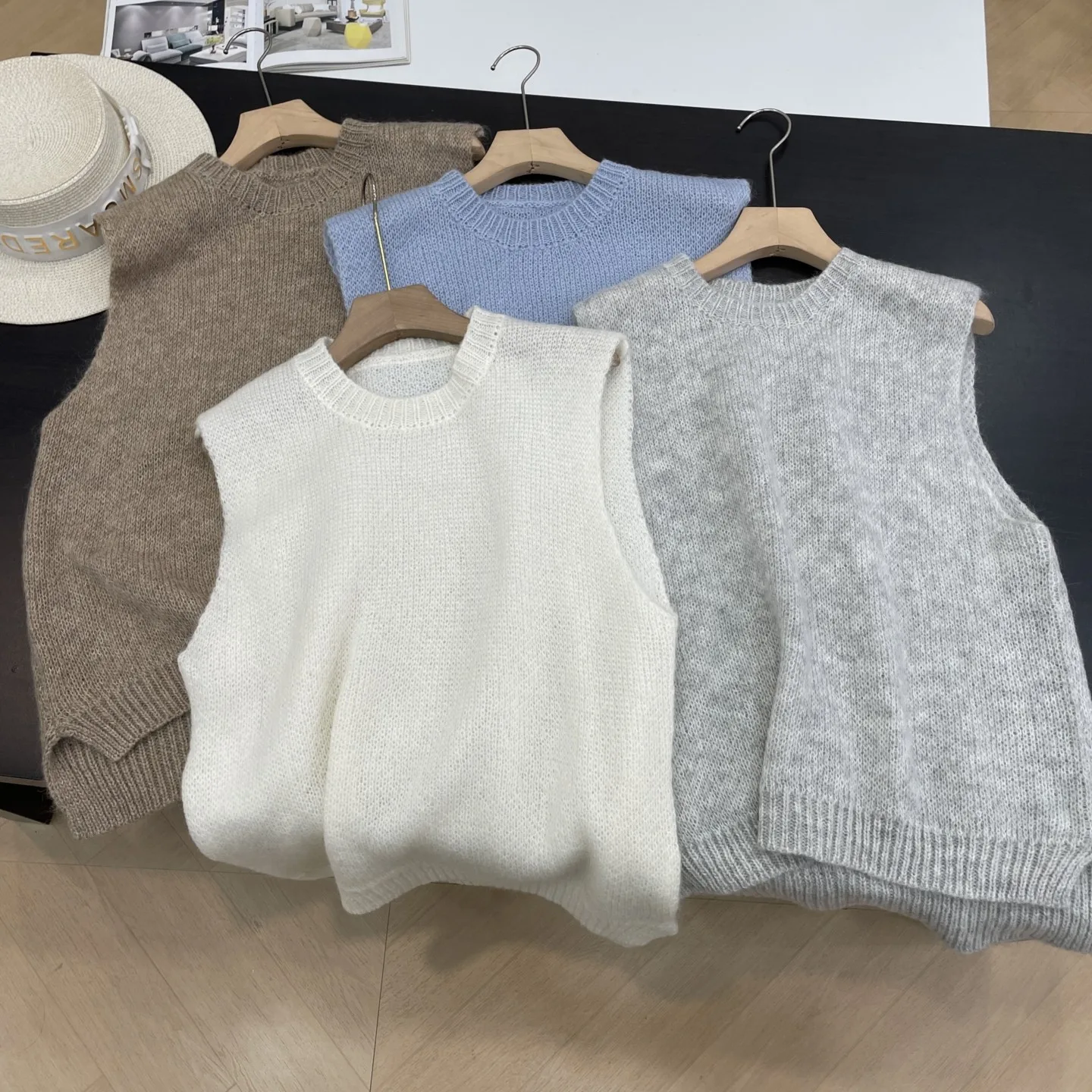 

Простой цветной женский свитер, осенний новый повседневный универсальный жилет для похудения, милый прямой длинный свитер-труба