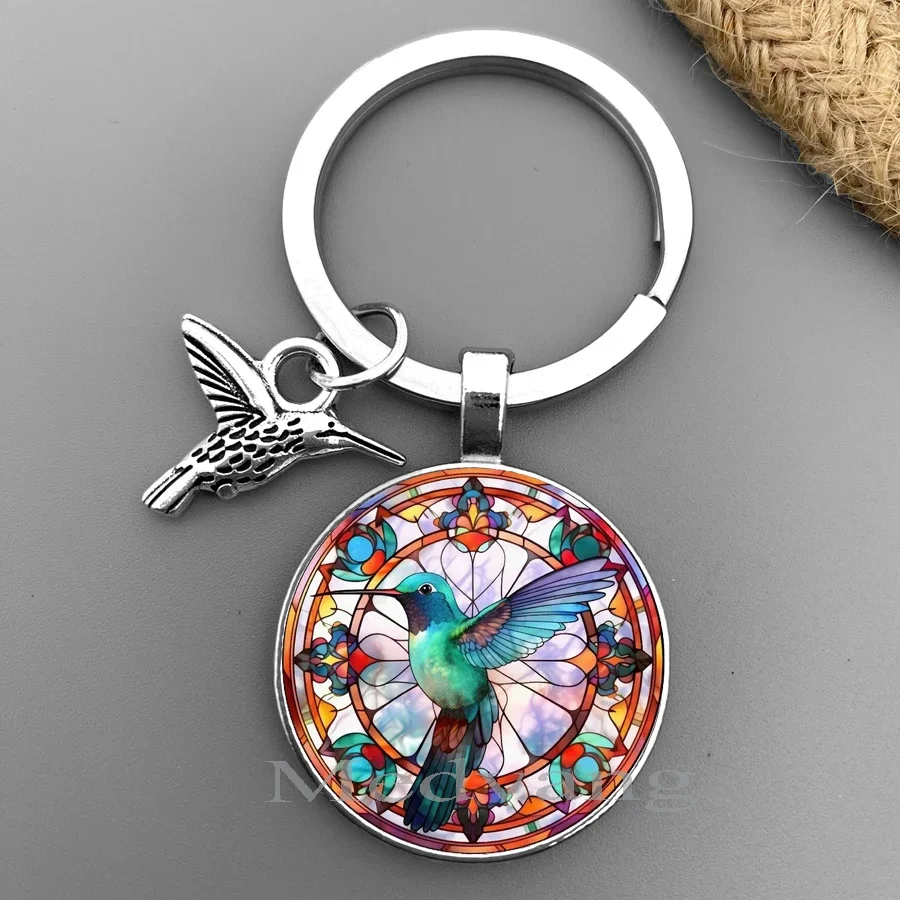 Colorful hummingbird patterned circular keychain  cute bird glass keychain exquisite car keychain gift for friends