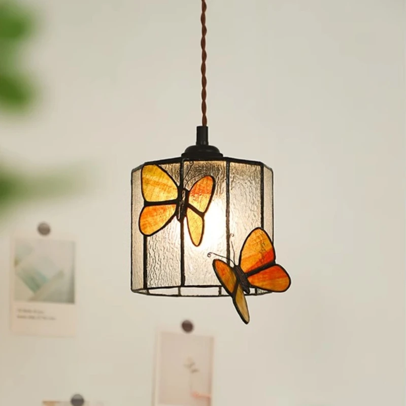 French Vintage Style Butterfly Glass Pendant Lights for Bedroom Study Ambiance Bedroom Accessories Semicircle Delicate Fixtures