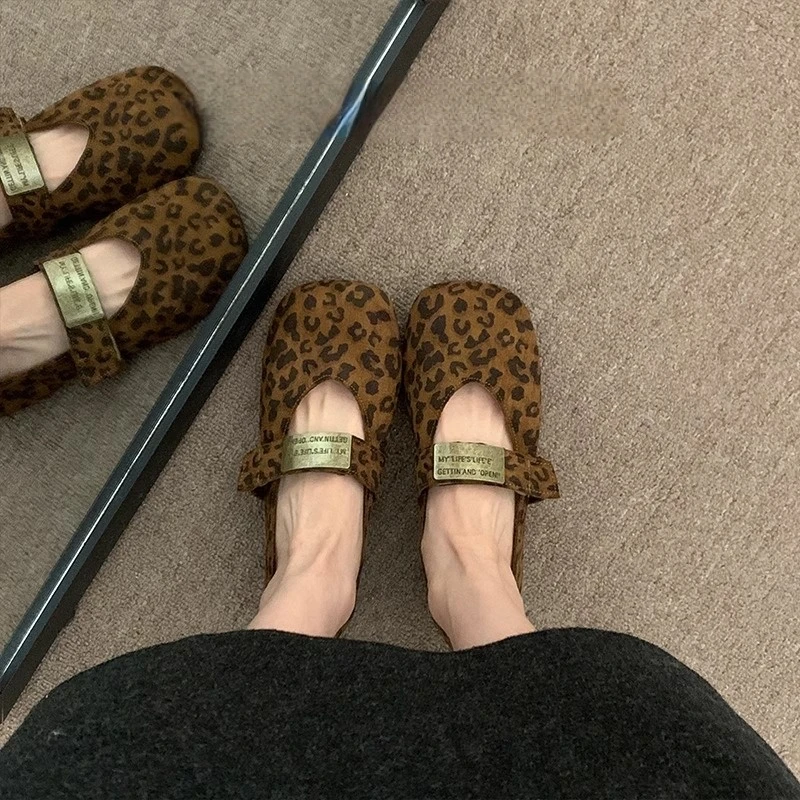 

Leopard Print Women Loafers Sport Shoes Flats Casual Sandals 2025 Summer New Fashion Running Shoes Retro Ballet