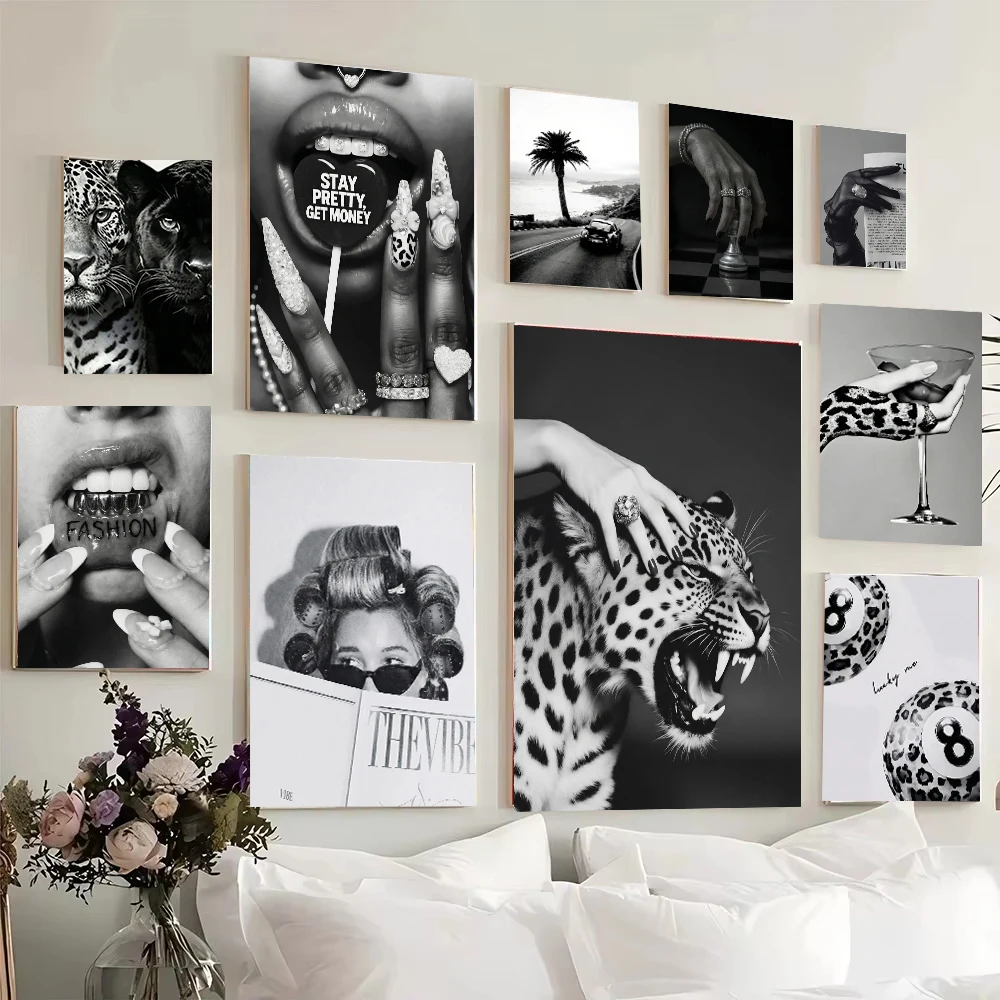 Moda Kobieta Luksusowy Samochód Martini Leopard Plakat Retro Estetyczny Szykowny Czarno-Biały Obraz na Płótnie Modny Wystrój Domu