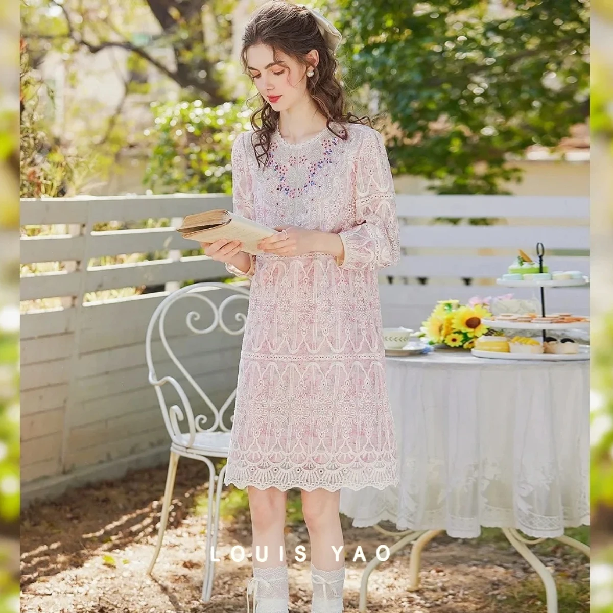 

LOUIS YAO Round Neck Lace Women's Dress 2025 Summer Embroidery Long Sleeve Skirt Applique Beaded Clashing Long Dress New