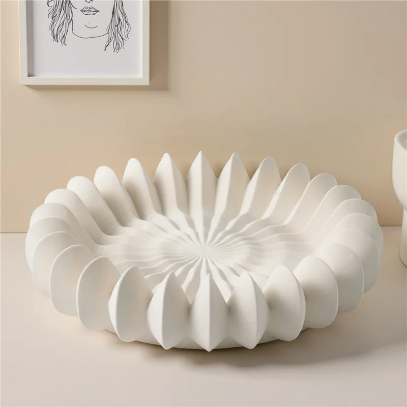 Ceramic fruit plate household living room coffee  desktop creative light  high-end snack plate storage ornament