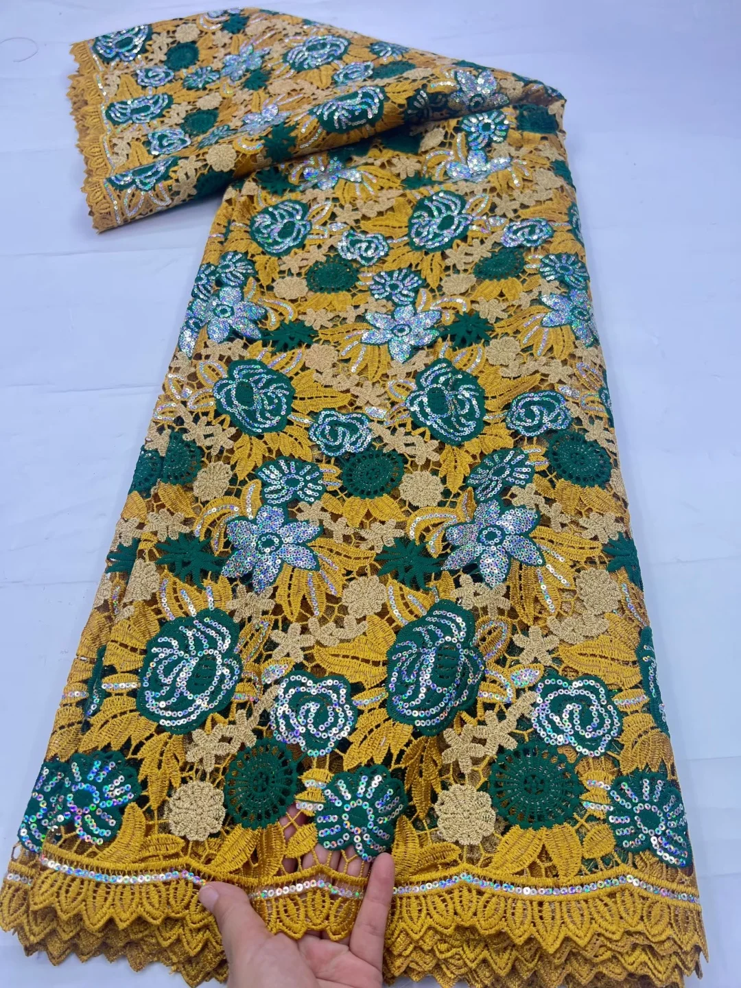 tissu-en-dentelle-guipure-nigeriane-africaine-de-haute-qualite-2026-dentelle-francaise-asoebi-chantilly-soluble-dans-l'eau-pour-robes-de-soiree