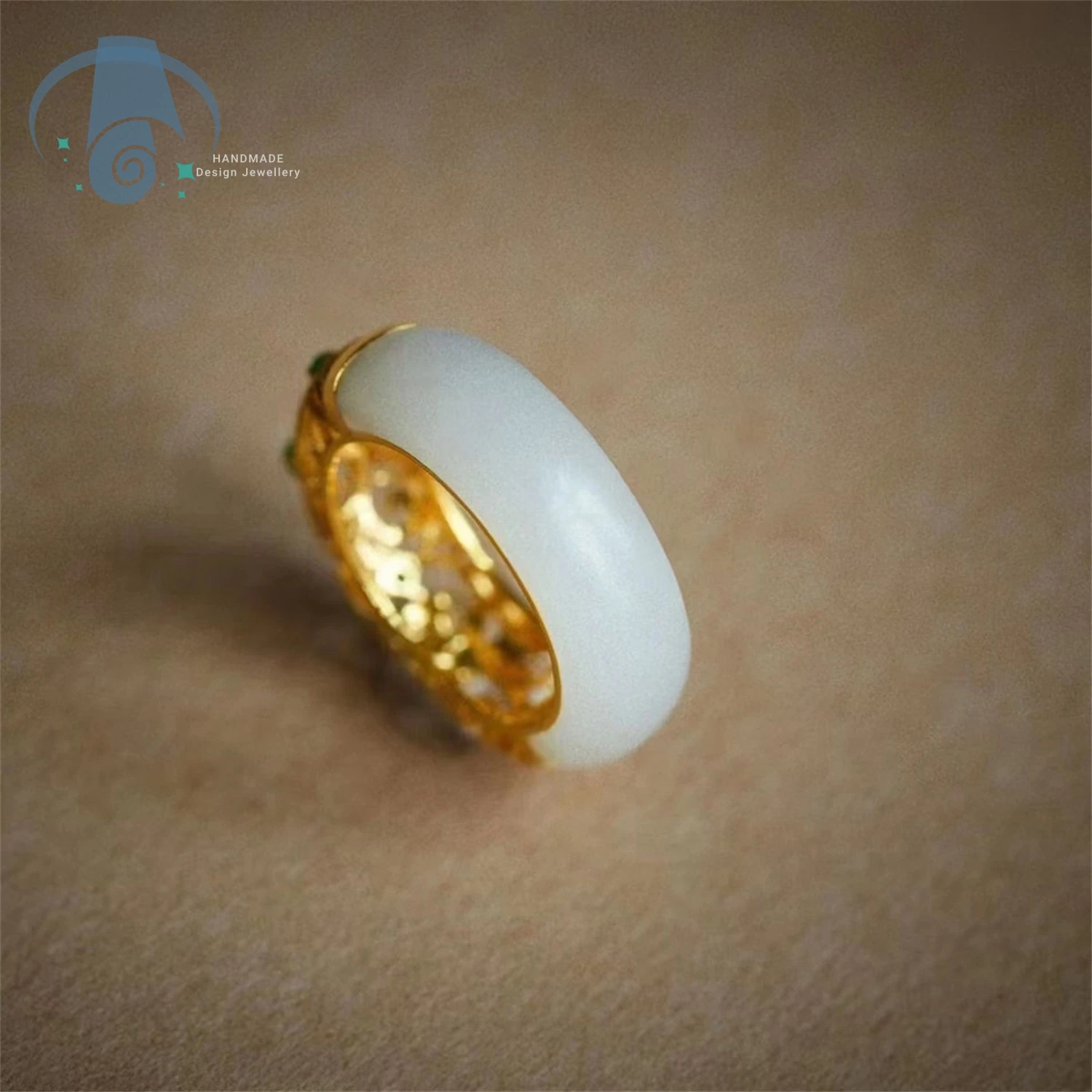 New Chinese Style Imitation White Jade Winter Pattern Hollow Out Vintage Grand Ring for Women Index Finger Elegant Classical