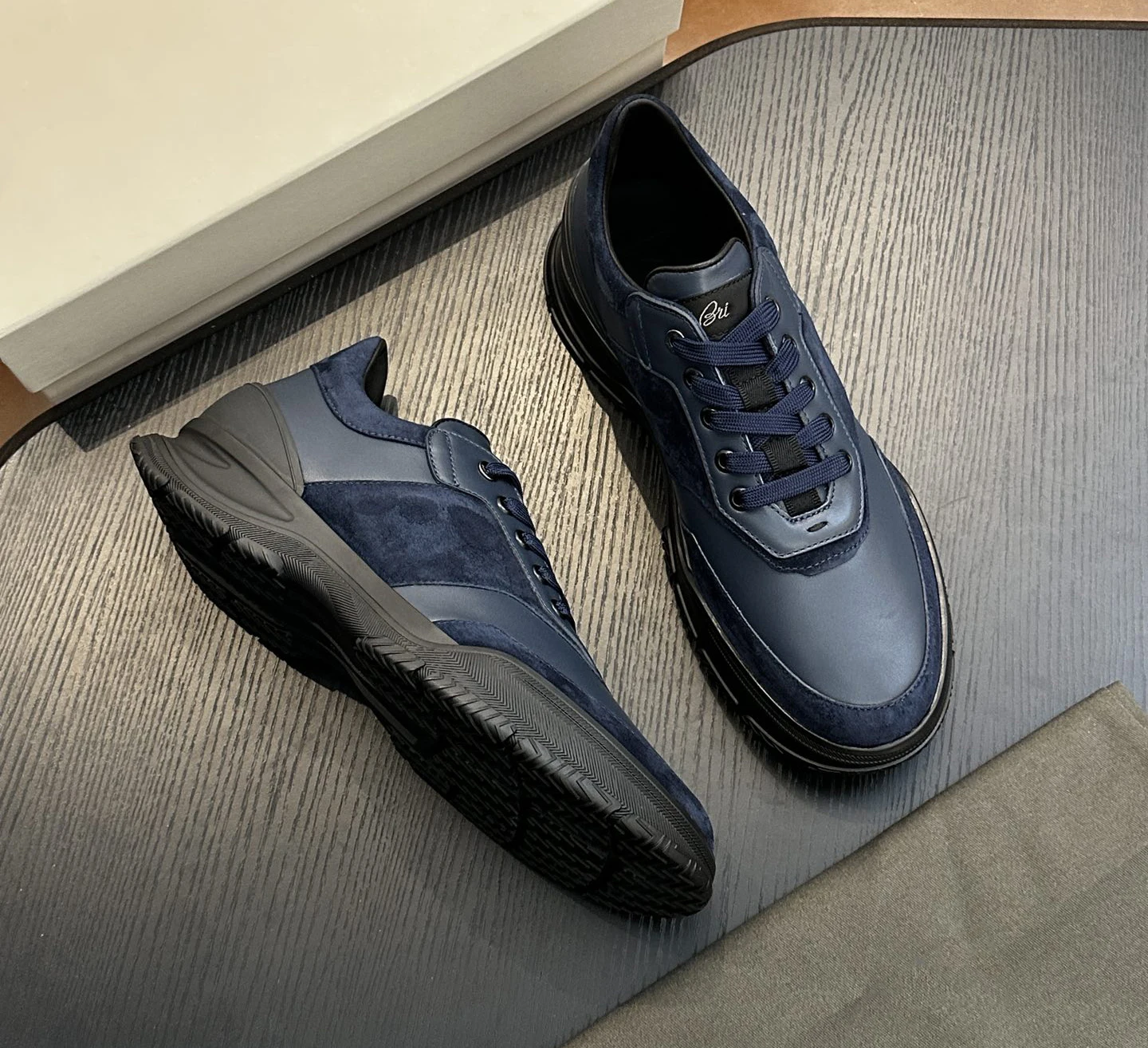 

OECHSLI Shoes Cowhide 2025 new fashion casual sports genuine leather lace high quality comfort Men‘s European big size 38-46