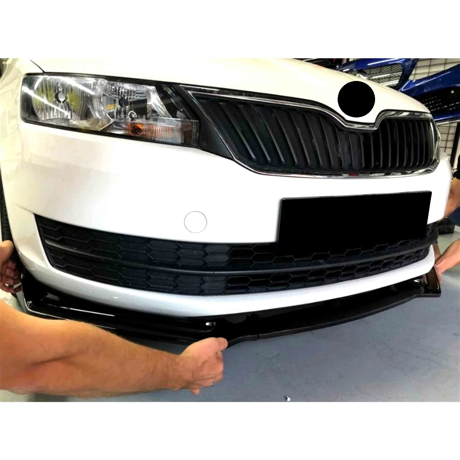 For Skoda Rapid Front Bumper Attachment Spilitter Universal Front Lip Car Styling Auto Accessory 3 Pcs Body Kit